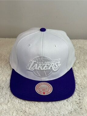 Mitchell & Ness Hat
